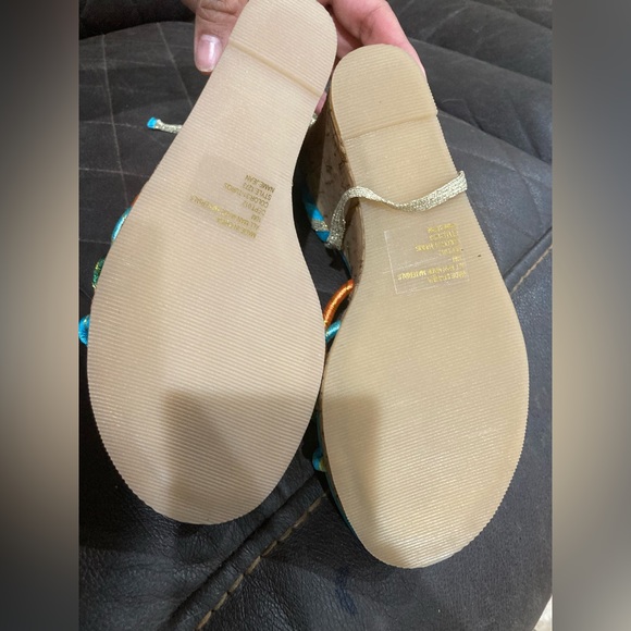 Multi-Color Platform Sandals - Picture 5 of 8